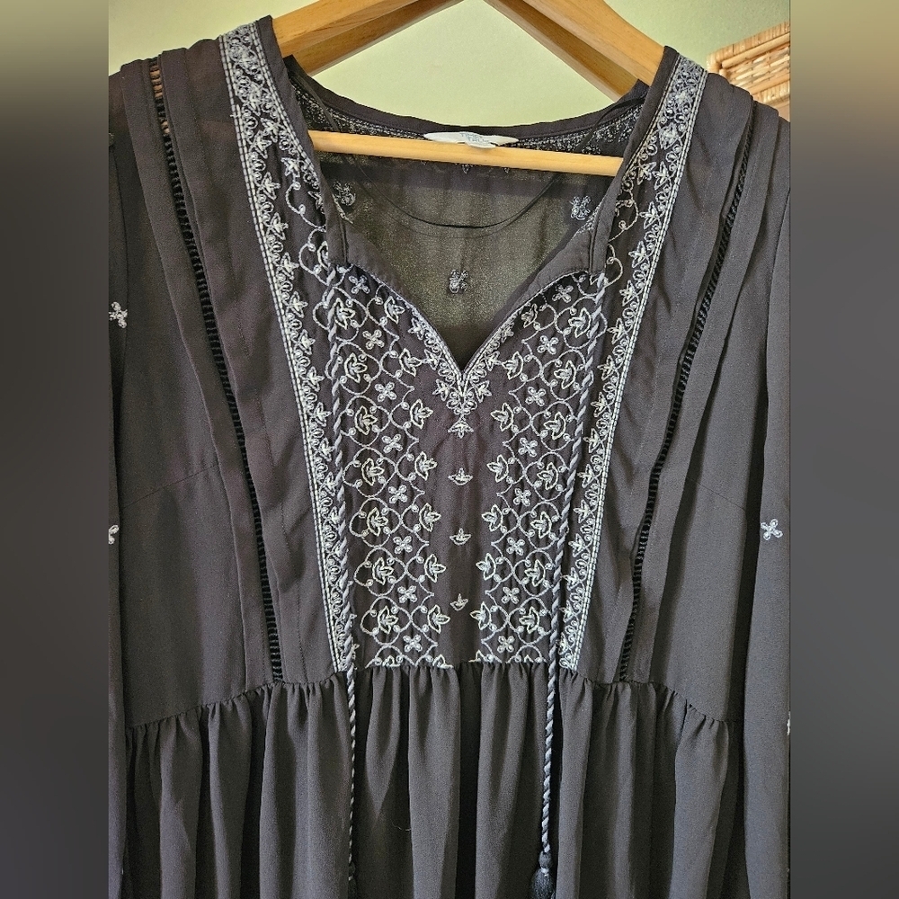 Time & Tru Sheer Tunic - Size M - Picture 6 of 7